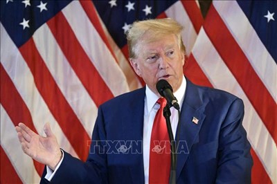 View - 	Đối tượng vụ nổ súng bắn cựu Tổng thống Donald Trump đã chết